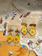 Load image into Gallery viewer, Summer Collection-Boston Daisy diamond drop shaped earrings