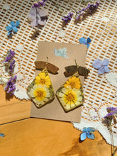 Load image into Gallery viewer, Summer Collection-Boston Daisy diamond drop shaped earrings