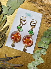 Load image into Gallery viewer, Fall Collection- simple marigolds with clasp earrings
