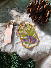 Load image into Gallery viewer, Holiday Ornament- geometric shapes with pressed flowers