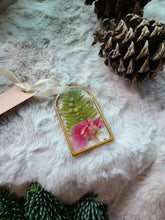 Load image into Gallery viewer, Holiday Ornament- small geometric shapes with pressed flowers