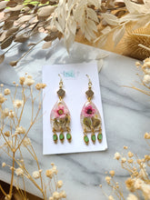 Load image into Gallery viewer, Spring Collection-Pink tea tree blossom, Vintage Glass beads