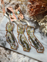 Load image into Gallery viewer, Holiday Ornament- California lavender