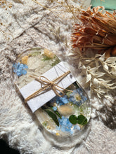 Load image into Gallery viewer, Dried flower Vanity Tray, 7 inches x 3.75 inches
