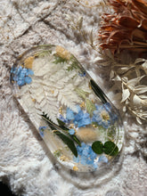 Load image into Gallery viewer, Dried flower Vanity Tray, 7 inches x 3.75 inches