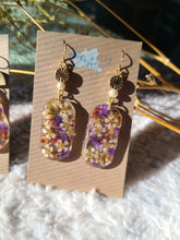 Load image into Gallery viewer, Sea lavender earrings