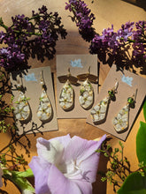 Load image into Gallery viewer, Little white blossom earrings