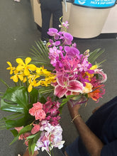 Load image into Gallery viewer, Portion of Ravi & Nicole's Wedding flower preservation payment