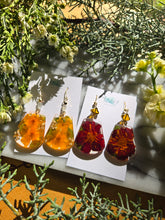 Load image into Gallery viewer, Fall Marigold earrings