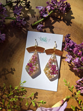 Load image into Gallery viewer, Pink Yarrow Earrings
