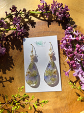 Load image into Gallery viewer, Larkspur petal earrings