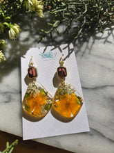 Load image into Gallery viewer, Fall Marigold earrings