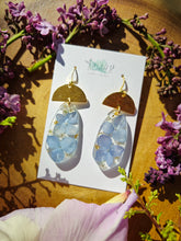 Load image into Gallery viewer, Hydrangea Earrings