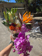 Load image into Gallery viewer, Portion of Ravi & Nicole's Wedding flower preservation payment