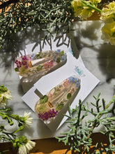 Load image into Gallery viewer, Garden flower hair clips, 2.25 inches clips