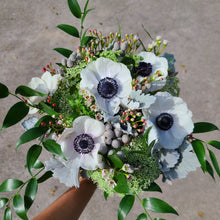Load image into Gallery viewer, *DOWN PAYMENT* Custom Bridal Bouquet Preservation