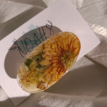 Load image into Gallery viewer, Fall flower barrettes, real pressed flowers in resin, French auto-lock barrette back, handmade hair clips, 2.25 inches clips