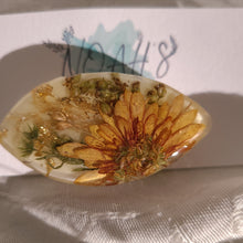 Load image into Gallery viewer, Fall flower barrettes, real pressed flowers in resin, French auto-lock barrette back, handmade hair clips, 2.25 inches clips