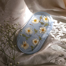 Load image into Gallery viewer, Little Daisy Blue Vanity tray, 7 inches x 3.75 inches, real pressed flower in resin, FDA food safe resin