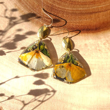 Load image into Gallery viewer, California poppy earrings, real pressed flower in resin, dark background, brass bezel