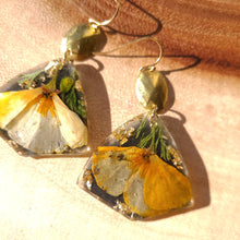 Load image into Gallery viewer, California poppy earrings, real pressed flower in resin, dark background, brass bezel