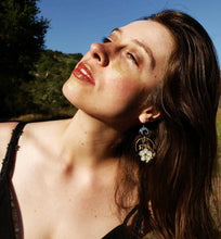 Load image into Gallery viewer, Violet dangles, real pressed flower in resin, bohemian statement earring