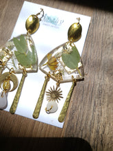 Load image into Gallery viewer, Spring translucent collection- eucalyptus, baby's breath, real pressed flowers in resin, jade bezel