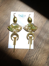 Load image into Gallery viewer, Spring translucent collection- Moon Beam eucalyptus, baby's breath, real pressed flowers in resin