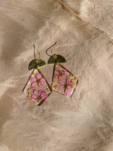 Load image into Gallery viewer, Spring pink flower Dangles, real pressed flower in resin, bohemian statement earring