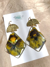 Load image into Gallery viewer, Violet Dangles, real pressed flower in resin, bohemian statement earring