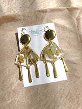 Load image into Gallery viewer, Spring collection-eycalyptus, real pressed flower in resin, hammered brass,