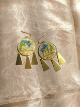 Load image into Gallery viewer, Mountain dangle, jade green earring, bohemian statemenet earring