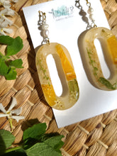 Load image into Gallery viewer, Summer Fruity Collection- orange fruit loop with fresh water pearl