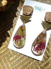 Load image into Gallery viewer, Fall Collection- Dark red Amaranth garden ,Walnut wood stud top with stainless steel post