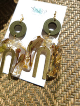 Load image into Gallery viewer, Fall Collection- Garden Rainbow arch, dark green wood accent