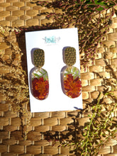 Load image into Gallery viewer, Fall Collection - Marigold Garden Capsule, Brass Stud stop with stainless steel post