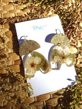 Load image into Gallery viewer, Fall Collection - White Blossom Garden Arch, Hammered brass