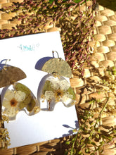 Load image into Gallery viewer, Fall Collection - White Blossom Garden Arch, Hammered brass