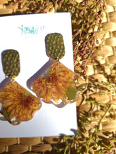 Load image into Gallery viewer, Fall Collection -Chrysanthemum dangle, Scalloped Fan, Hammered brass stud stop with stainless steel post