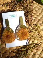 Load image into Gallery viewer, Fall Collection - Chrysanthemum garden, Long Rectangular brass stud stop with stainless steel post