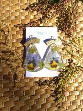 Load image into Gallery viewer, Fall Collection - Viola Garden statement dangles, Hammered brass
