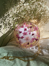 Load image into Gallery viewer, Round Blossom Clutch, resin clutch, removable golden crossbody chain, 7 inches in diameter
