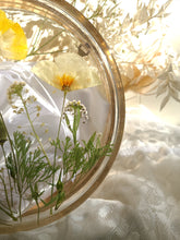 Load image into Gallery viewer, Round California Poppy Clutch, resin clutch, removable golden crossbody chain, 7 inches in diameter