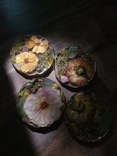 Load image into Gallery viewer, *DOWN PAYMENT* Custom Bridal Bouquet Preservation