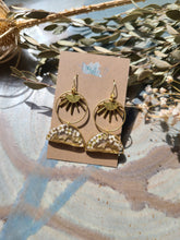 Load image into Gallery viewer, Mountain collection-small white Alyssum flowers, real pressed flower in resin, hammered brass