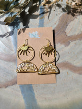 Load image into Gallery viewer, Mountain collection-small white Alyssum flowers, real pressed flower in resin, hammered brass