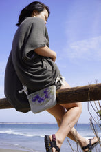 Load image into Gallery viewer, Sweet Pea Botanical crossbody bag, 8.25 inches x 6.25 inches daily bag, adjustable/removable straps, magnetic closure, pressed flower in resin, lightweight daily bag