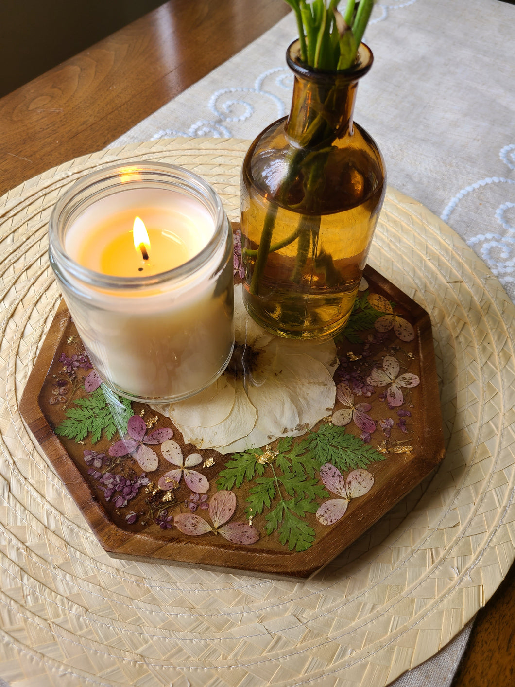 Small  Wooden Floral Centerpiece Vanity Tray, 8 inch geometric tray, real pressed flower in resin, FDA food safe resin