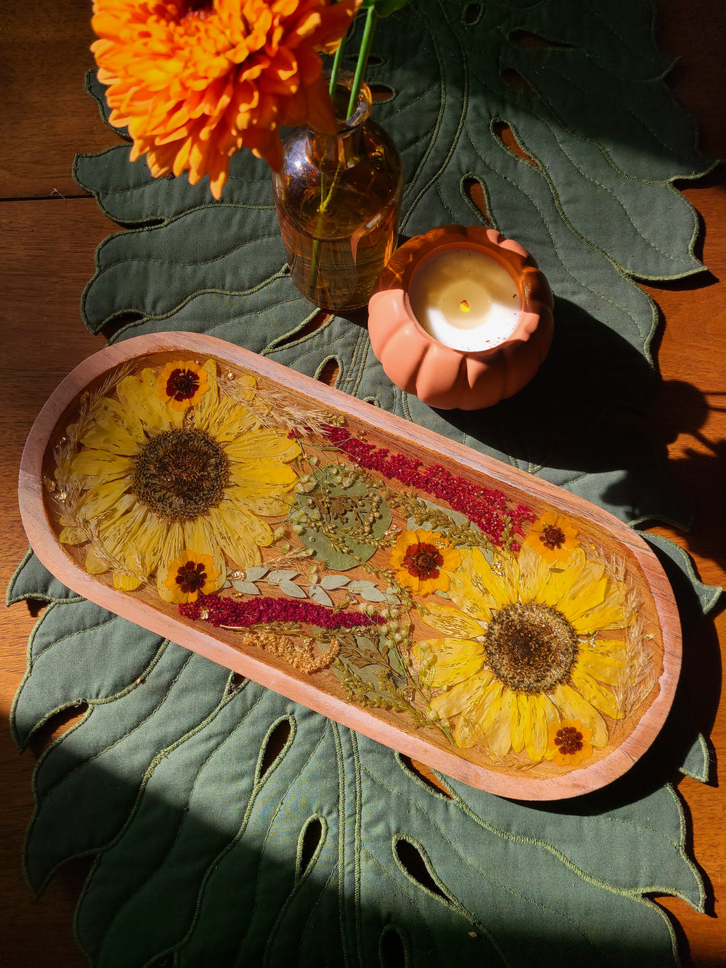 Large Oval Wooden Vintage Sunflower Vanity Tray, 14inches x 6 inches, real pressed flower in resin, FDA food safe resin