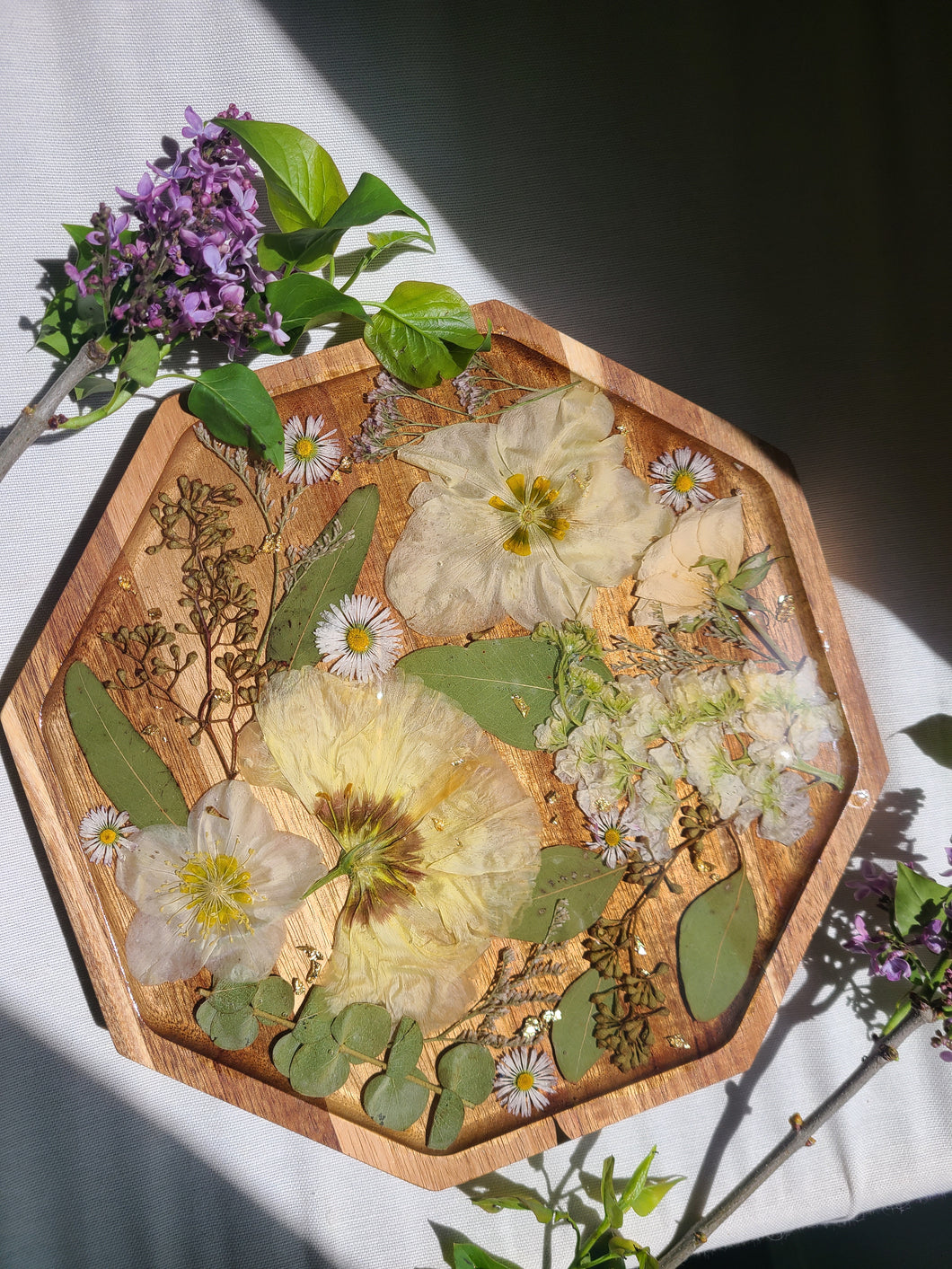 Wooden Floral Centerpiece Vanity Tray, 10 inch geometric tray, real pressed flower in resin, FDA food safe resin